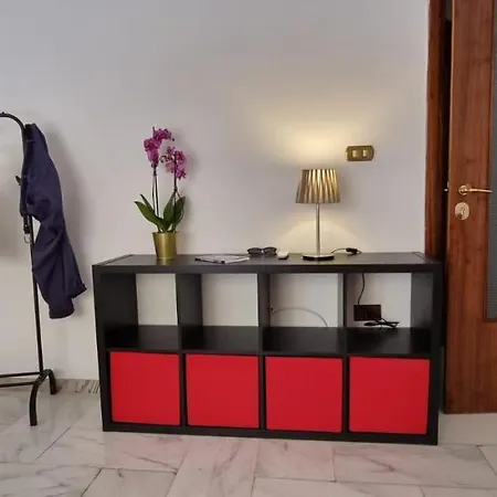 Laura Domus Apartment Portici