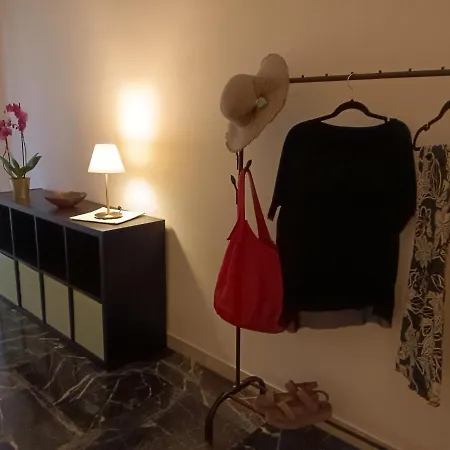 Laura Domus Apartment Portici