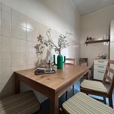 Laura Domus Apartment